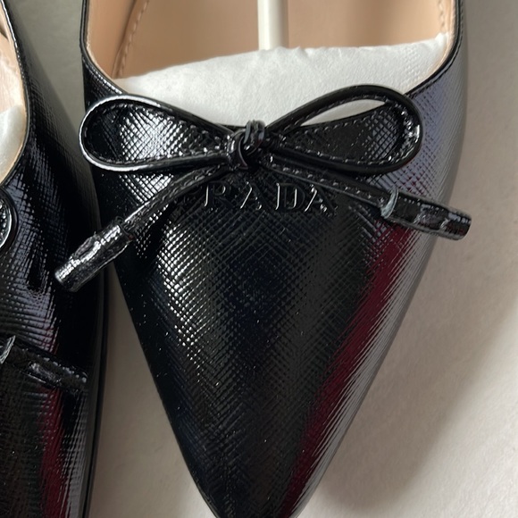 Prada saffiano leather bow tie flats. Size 37.5 - Picture 3 of 11